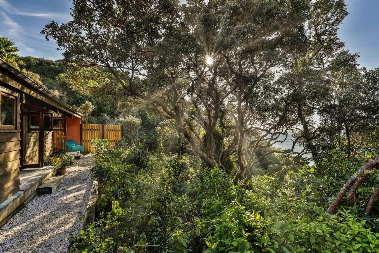 Little Donkey Bay Villa Russell Bagian luar foto